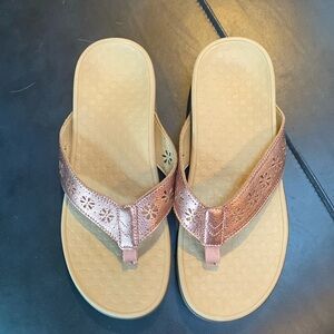 Vionic sandal